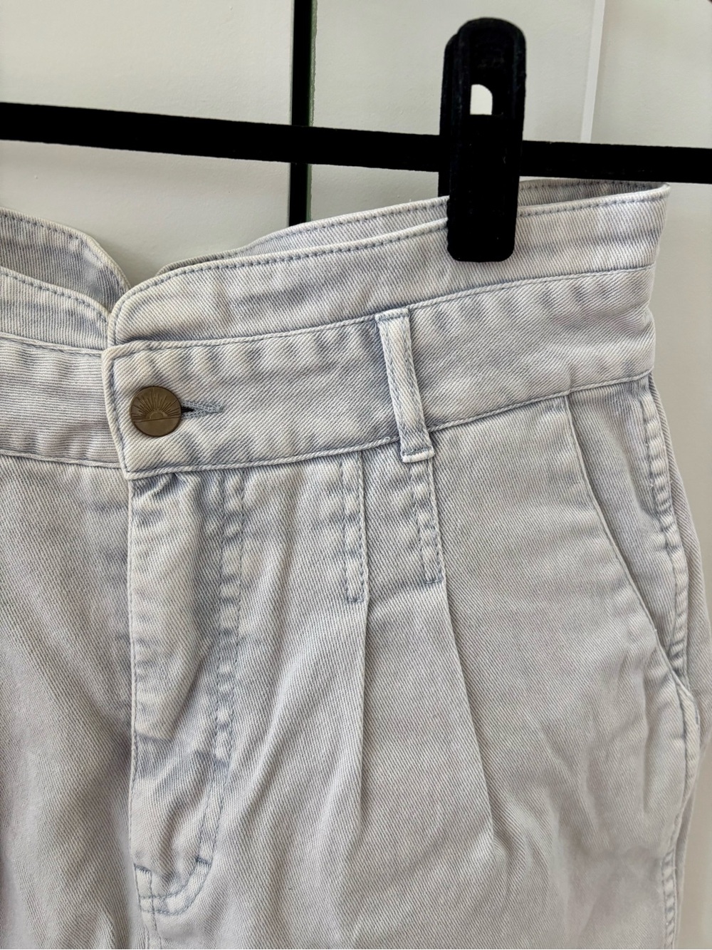 Faherty Women's Rikki Short - Picture 3 of 5